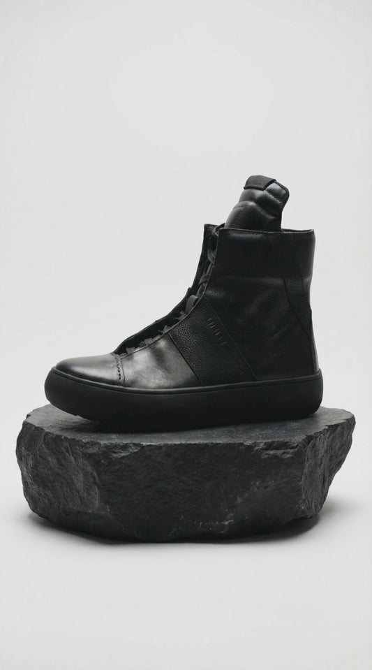 UBV BLACK SNEAKER