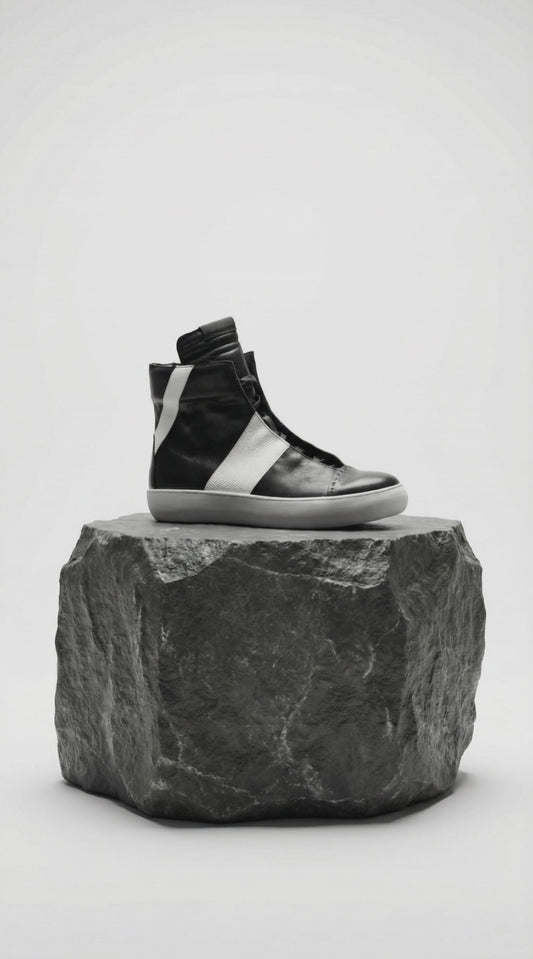 UBV SNEAKER BLACK & WHITE